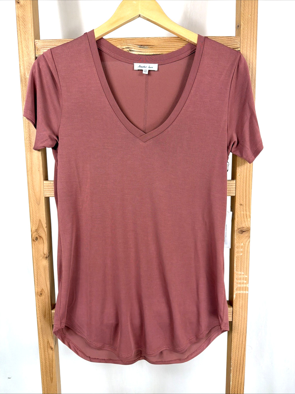NWT Dear John Another Love Terra Cotta V Neck T-Shirt #1082 Size XS